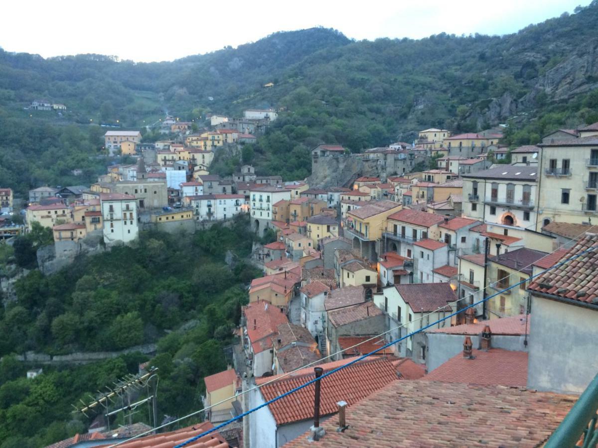 Bed and Breakfast Al Castello Castelmezzano Exterior foto